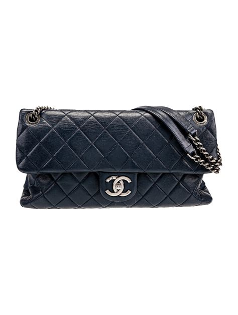 chanel burgundy rocks bag 2015|Chanel Burgundy Rocks Flap Bag .